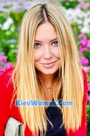 223240 - Nikolina Age: 38 - Ukraine