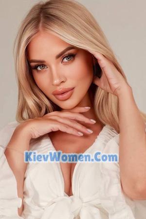 225807 - Bohdana Age: 33 - Ukraine