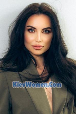226470 - Yevheniia Age: 30 - Ukraine