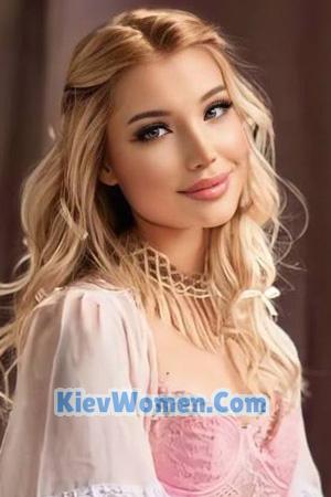 227151 - Svitlana Age: 19 - Ukraine