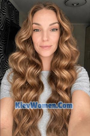 228616 - Alina Age: 38 - Ukraine