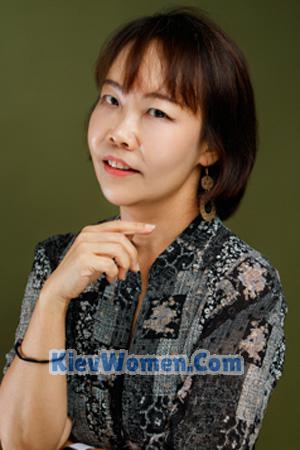 228808 - Pei Juin Age: 52 - Thailand